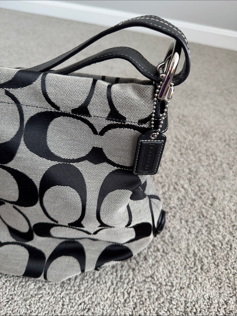 Coach Black and Gray Signature Hobo Shoulder Bag - Picture 2 of 7